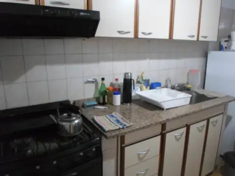 planta alta al frente - apto banco - sin expensas -