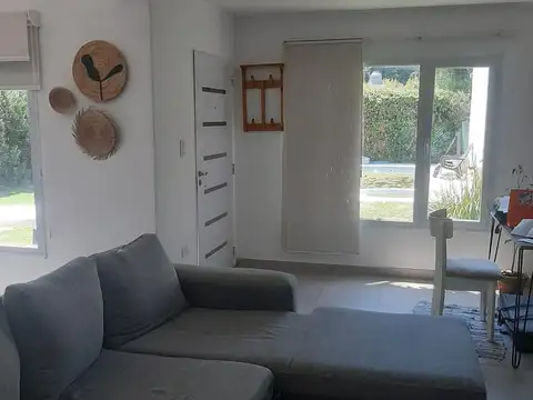 Casa en Venta con 7 cocheras