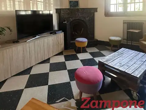 Casa 6 ambientes con 3 baños
