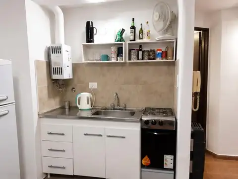 DEPARTAMENTO MONOAMBIENTE BV SAN JUAN A METROS DE