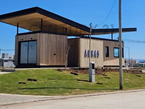 abras de manantiales , Piso 0