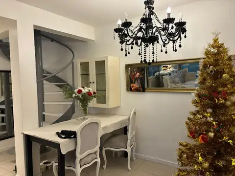 Departamento en Alquiler con 2 cocheras