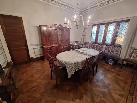 VENTA CASA CINCO AMBIENTES SAN MARTIN CENTRO