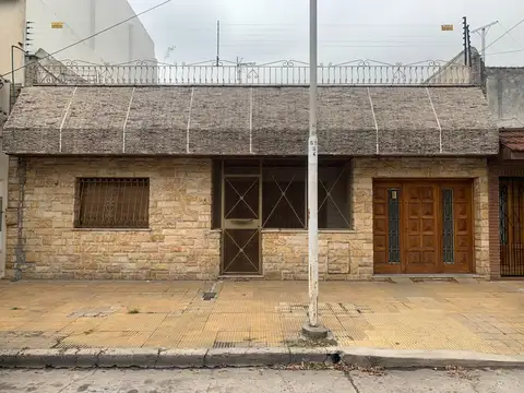 Casa 3 amb c/Garage y Fondo Libre