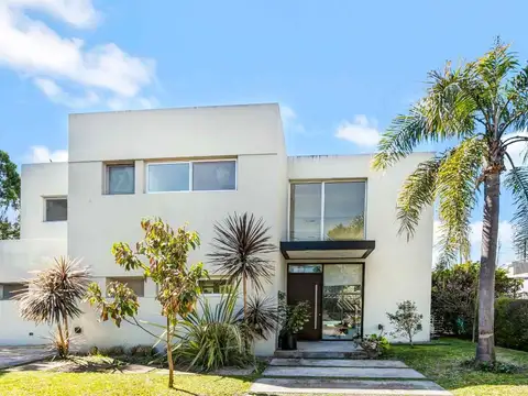 VENTA DE CASA 5 AMBIENTES EN SAINT MATTHEWS PILAR