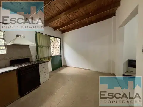 CASA EN ALQUILER DE DOS DORM CON PATIO BARRIO LUDUEÑA