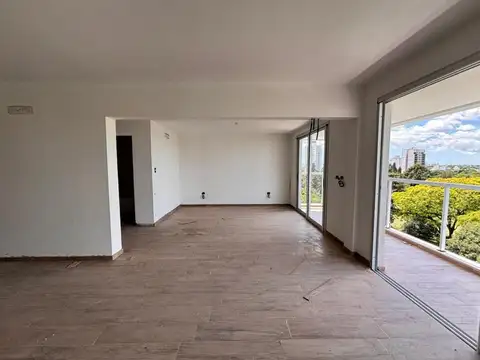 Venta de departamento triplex en La Plata