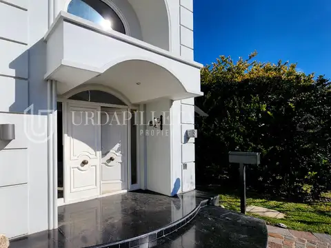 Casa en Alquiler en Ayres De Pilar, USD 6.000