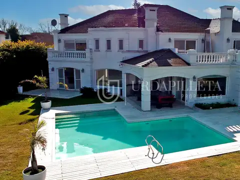 Casa en venta en Ayres de Pilar
