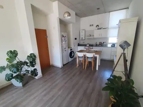 Francisco Moreno 1311 , Piso PB