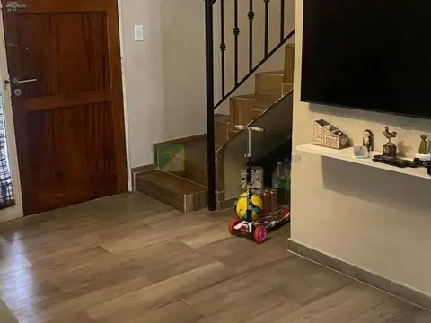 D 168 CARLOS PAZ 3600, Piso NUEVO