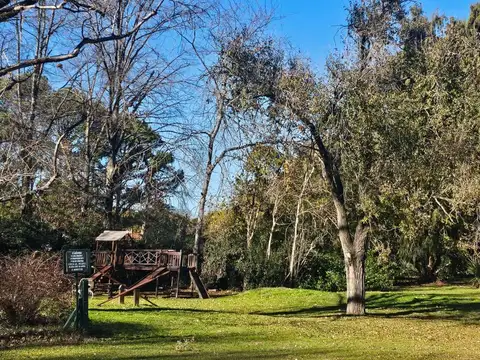Lote/terreno 3026m2 en venta en Country Club Los Cerrillos, Manzanares, Pilar