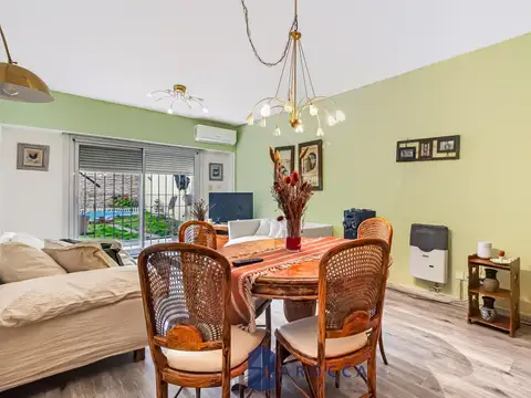 Depto Tipo Casa 3 ambientes con 3 baños