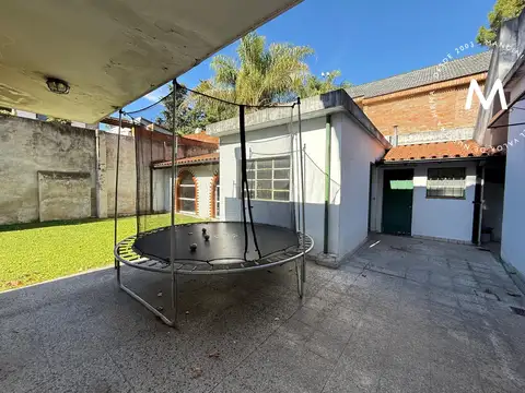 Casa 6 ambientes con 3 baños