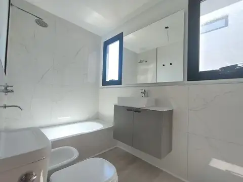 DEPARTAMENTO 2 AMBIENTES CON BALCON TERRAZA