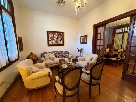 Casa en Venta en Bernal, USD 360.000