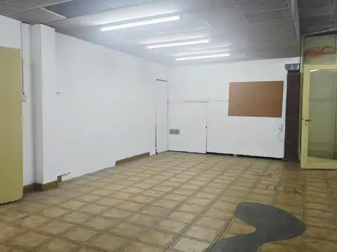 Local en Alquiler en San Justo, $ 850.000