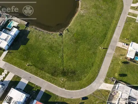 Lote con fondo a laguna en Sebastian Gaboto