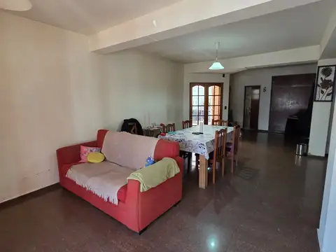 Casa en Venta en Cipolletti, USD 220.000