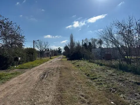 Terreno en Venta en Parque Jularó, USD 35.000