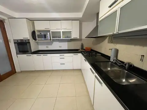 CASA | 3 DORMITORIOS | BARRIO VILLA CABRERA