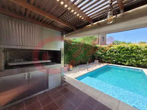 Casa en Venta en Manuel Alberti, USD 295.000