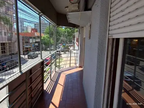 Departamento 3 ambientes con 2 baños