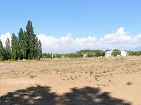 Terreno en Venta en Villa Bastias, USD 19.900