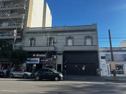 Av Mosconi 2300, Piso 1°