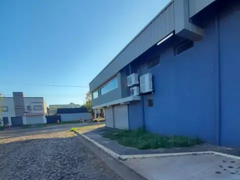 Local en Alquiler en Posadas, $ 4.000.000