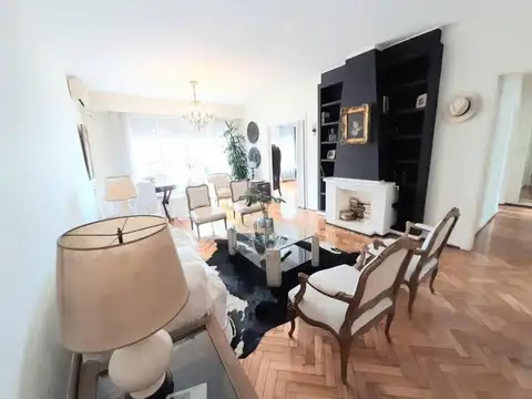 Alquiler – Departamento de Categoría 4 Ambientes Amoblado