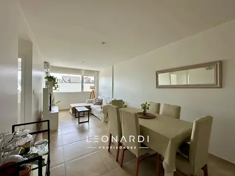 Departamento tres ambientes con cochera en venta en Escobar