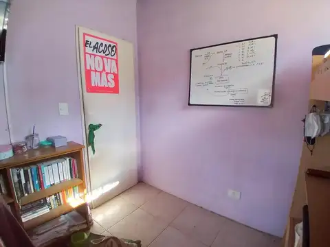 Casa 5 ambientes con 2 baños