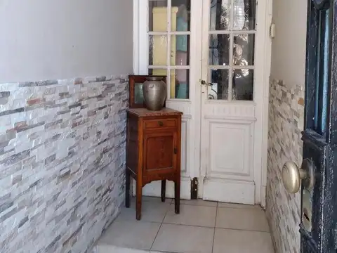 Casa en venta en Villa Ortuzar refacción o demoler