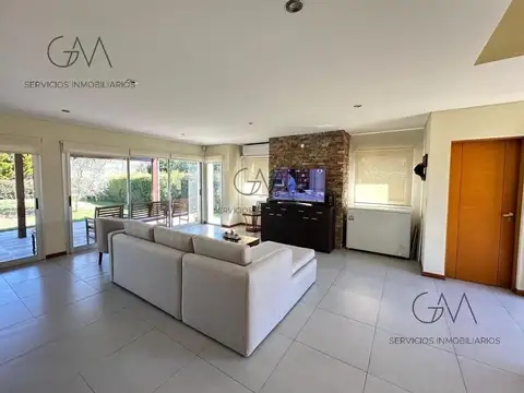Casa en Venta de 4 dormitorios