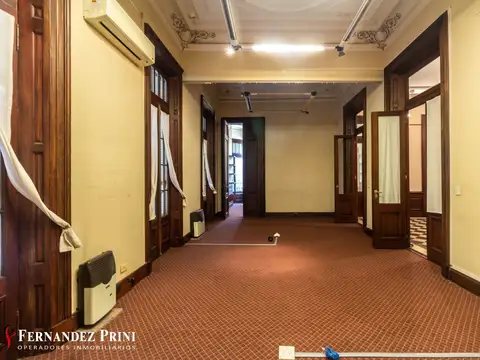 Oficina en Alquiler 70 años
