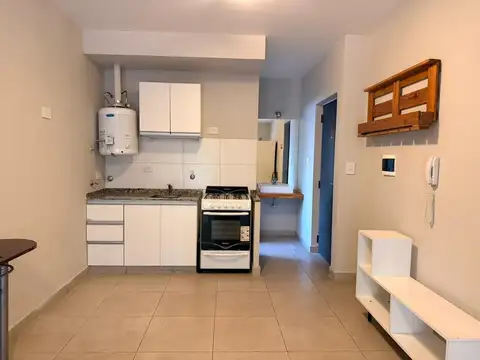 Alquiler monoambiente con balcón ideal estudiantes - Lourdes, Rosario