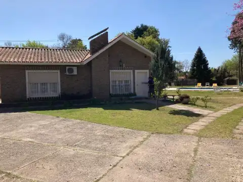 Casa en Alquiler Temporal en Funes, USD 3.500