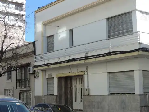 Gran Casa  ubicada en pleno centro de la ciudad