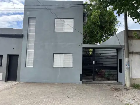 Venta Dúplex de pasillo 2 dormitorios- Echesortu