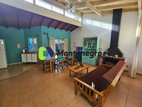 Casa - Venta - Argentina, Berazategui - Calle 28 3172