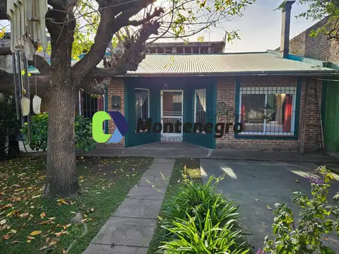 Casa 4 ambientes con 1 baño