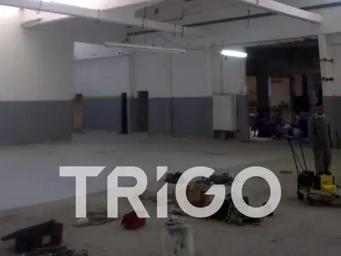 Galpon en Venta 30  mts Frente