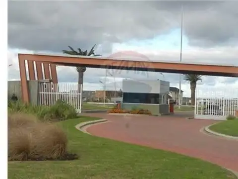 Barrio Privado "san Sebastian" Terreno 800 Mt. No