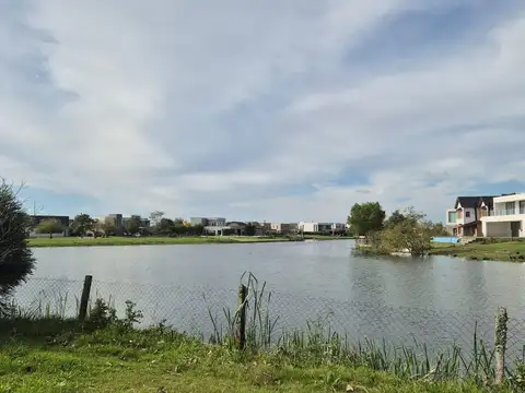 Terreno en Venta de 810,0 m2