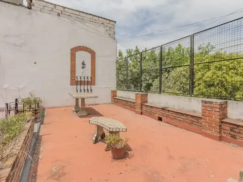 VENTA CASA LOTE PROPIO FLORES APTO CREDITO TERRAZA