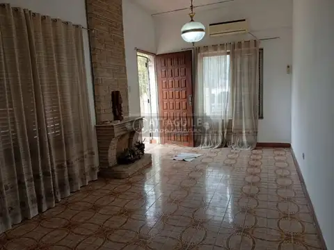 Depto Tipo Casa en Alquiler de 1 dormitorio