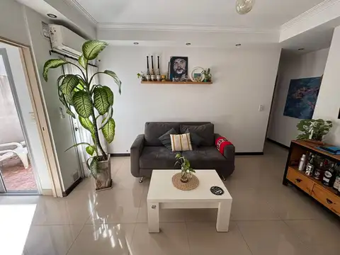 Depto Tipo Casa en Venta 8 años