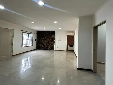 Departamento en Alquiler de 3 dormitorios
