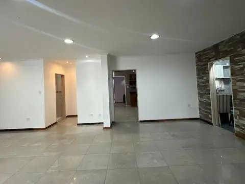 Departamento en Alquiler de 4 ambientes